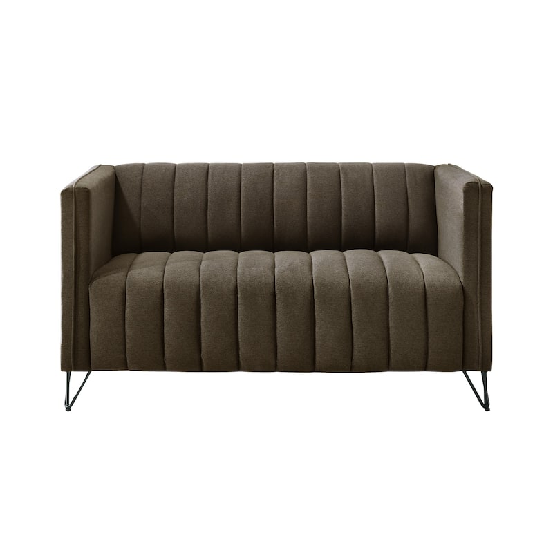 Clayfell Kurtis Square Arm Living Set