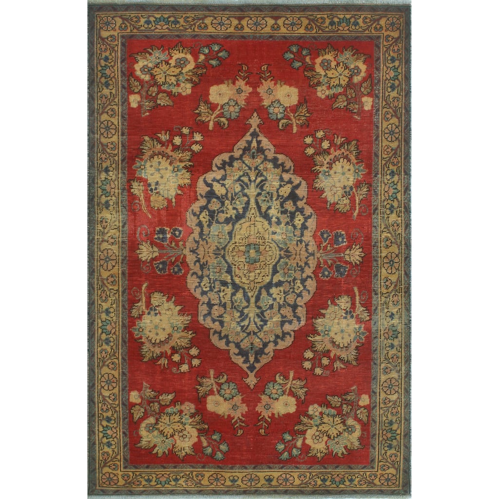 Noori Rug Vintage Distressed Daryush Red/Beige Rug - 4'3" x 6'4"