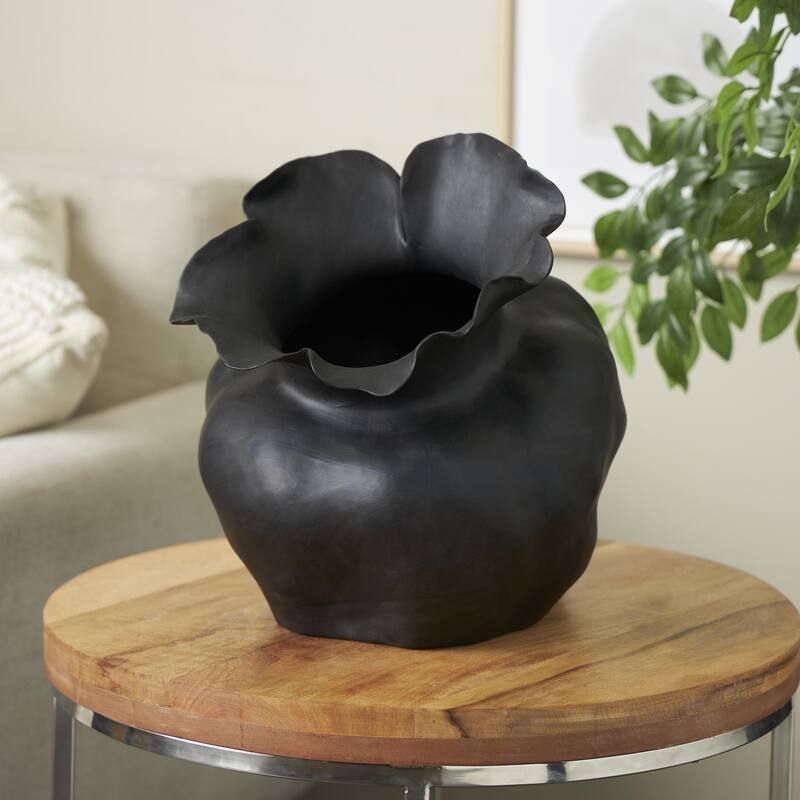 Ceramic Abstract Wide Rounded Floral Shaped Vase with Petal Rim - White or Black - Roche River Decor