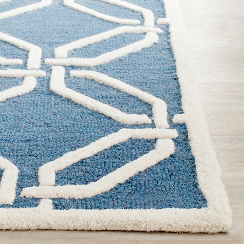 SAFAVIEH Handmade Cambridge Nhung Modern Moroccan Wool Rug