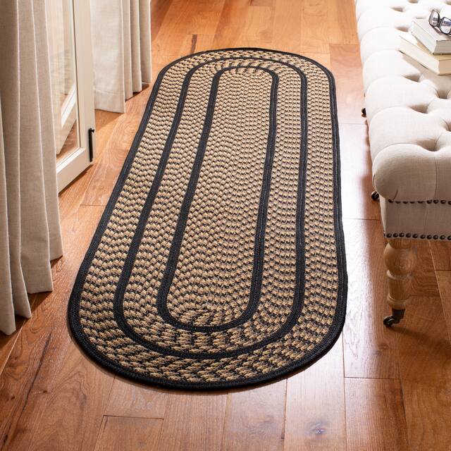 SAFAVIEH Handmade Braided Levina Country Rug