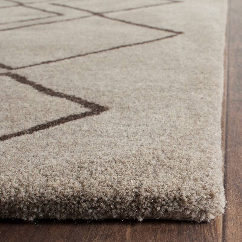 SAFAVIEH Handmade Soho Kaila Moroccan N.Z. Wool/ Viscose Rug
