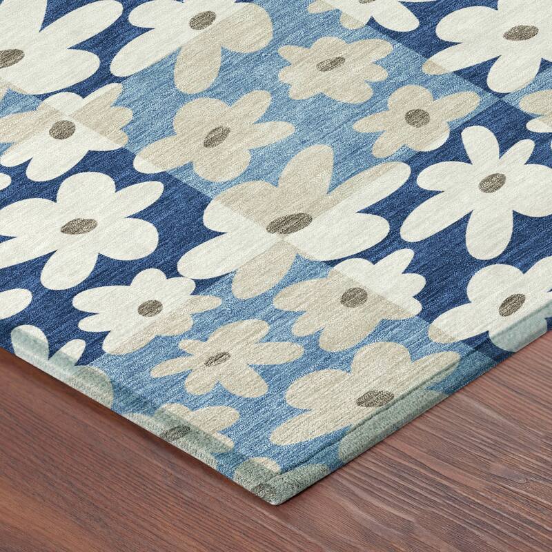 Machine Washable Indoor/ Outdoor Floral Krissy Chantille Rug