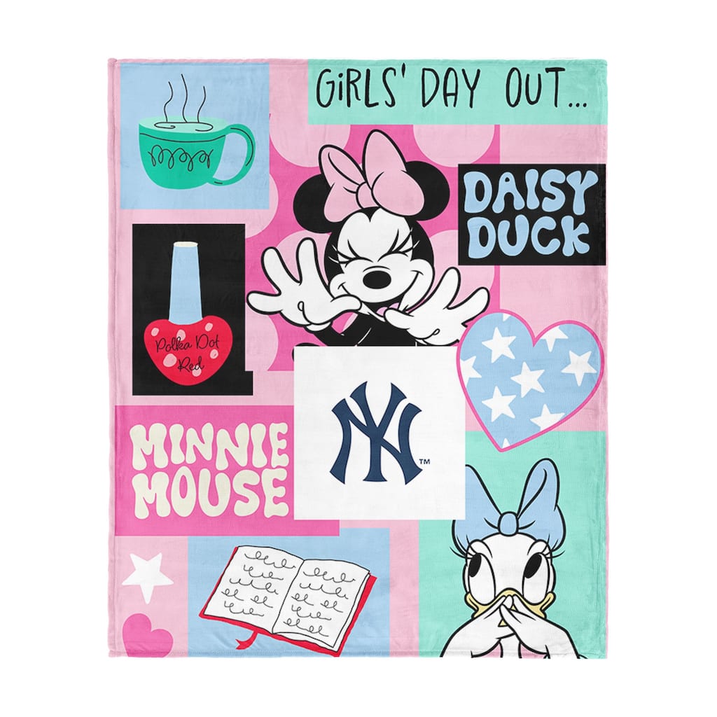 MLB Disney Minnie Mouse Checker Floral Silk Touch Throw Blanket