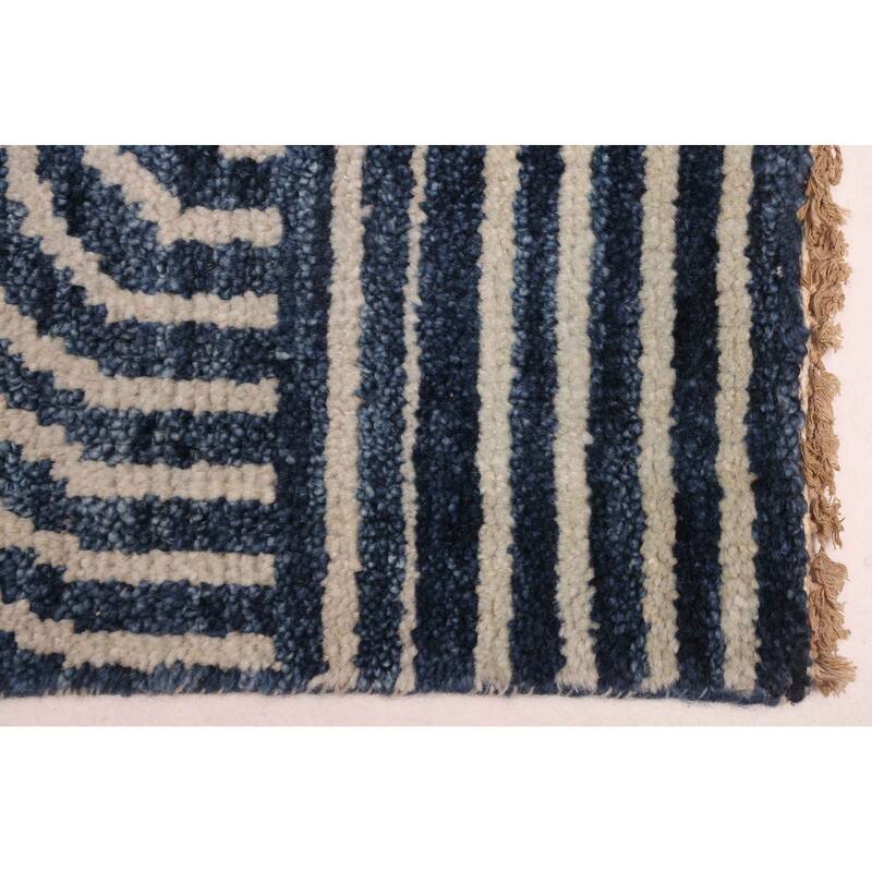 ECARPETGALLERY Hand-knotted Peshawar Ziegler Navy Wool Rug - 4'11 x 6'11