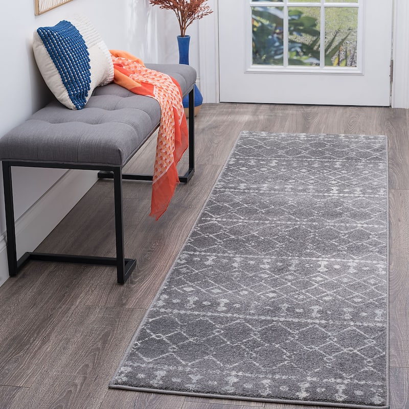 Jade Farmhouse Geometric Indoor Area Rug