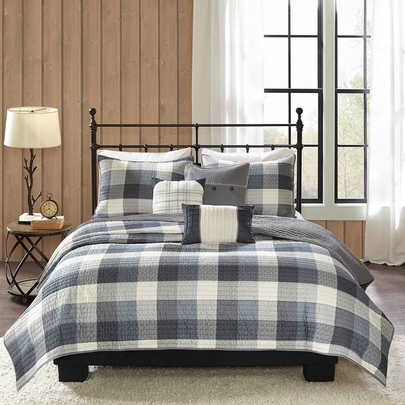 GDF Studio - Ridge Printed Herringbone Reversible Quilt Set with Throw Pillows