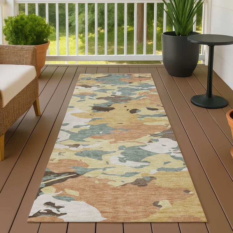 Machine Washable Indoor/ Outdoor Abstract Mexi Chantille Rug - Gold - 2'3" x 7'6"