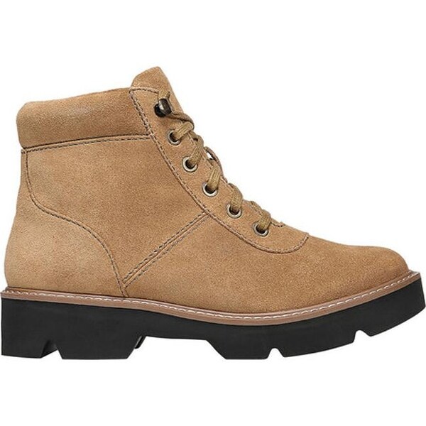 naturalizer lucy hiking boot