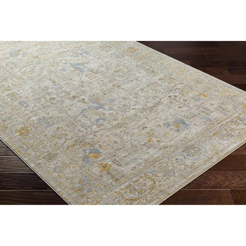 Leah Traditional Floral & Botanical Area Rug