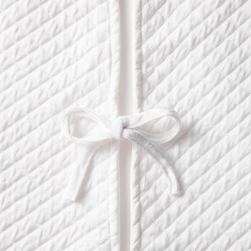 Glitzhome 48"D White Soft Plush Christmas Tree Skirts