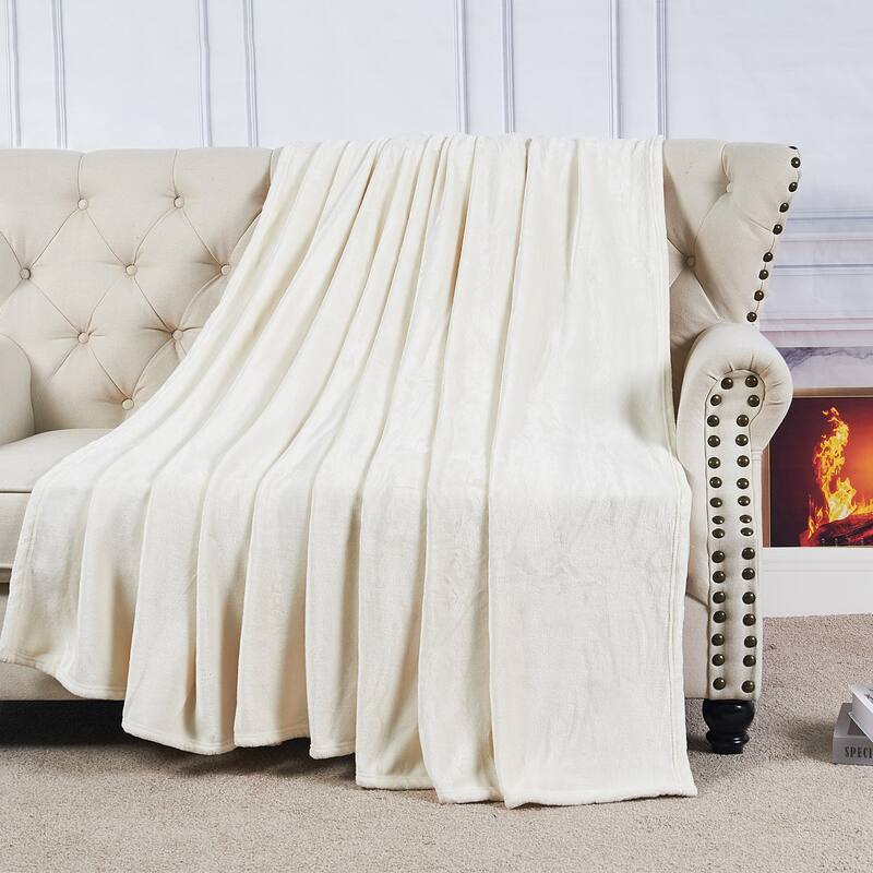 Christmas Solid Flannel Fleece Throw Blanket
