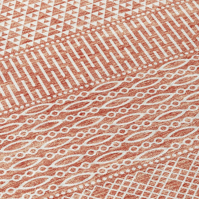 Machine Washable Indoor/ Outdoor Modern Stripes Chantille Rug