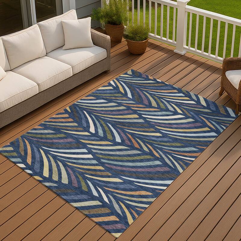 Machine Washable Indoor/ Outdoor Modern Feather Chantille Rug