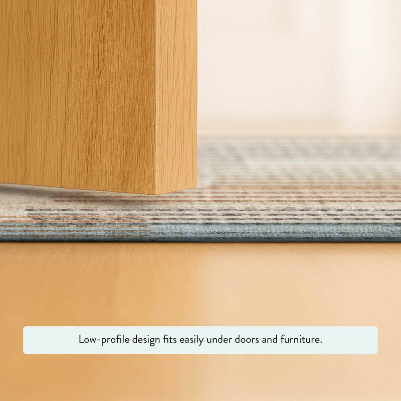 Machine Washable Indoor/ Outdoor Modern Pines Chantille Rug