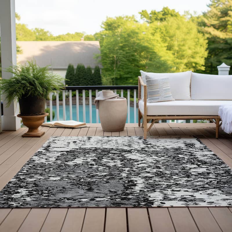 Machine Washable Indoor/ Outdoor Abstract Pixels Chantille Rug