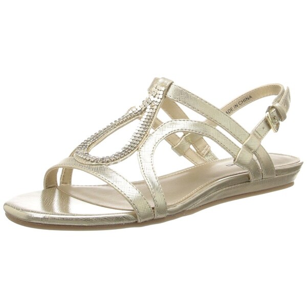 bandolino flat sandals