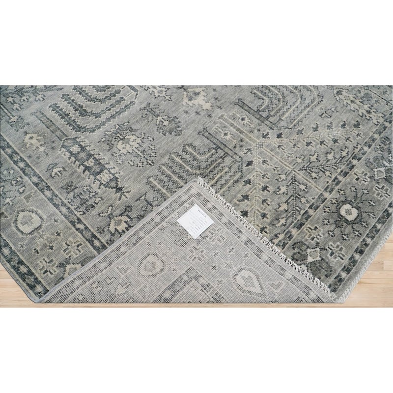 Hand Knotted Gray Turkish Oushak Wool Traditional Oriental Area Rug - 7' 11'' x 10'