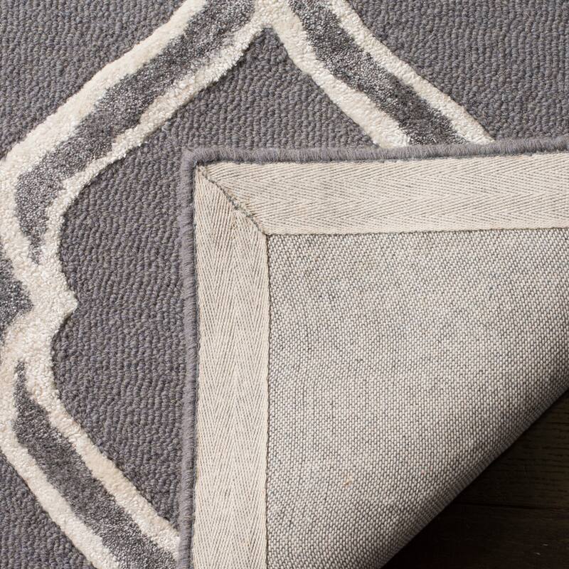 SAFAVIEH Handmade Manchester Serbana Modern Wool Rug