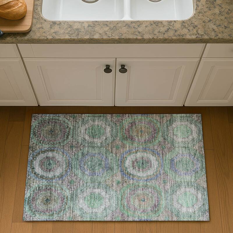 Premium Washable Super Soft Traditional Mamluk Mayfield Rug - Green - 1'8" x 2'6"