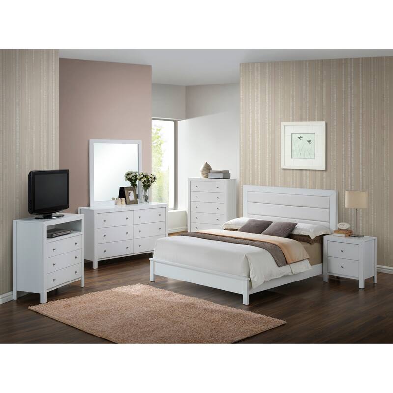 Versatile White Full Bed with Durable Construction