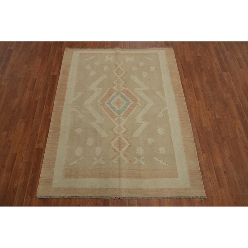 Hand Woven Oriental 100% Wool Carpet Southwestern Tribal Beige & Ivories Kilim Area Rug - 6' 5'' X 4' 11''