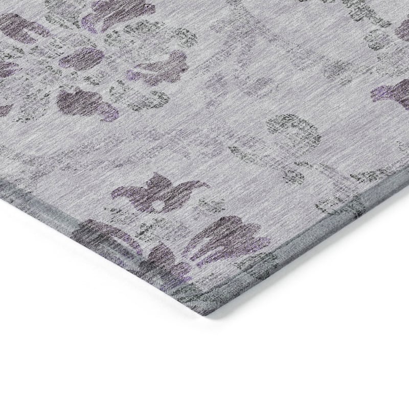 HomeRoots Floral Traditional Rectangle Outdoor Rug