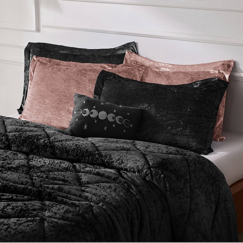 Intelligent Design Isabel Velvet Comforter Set