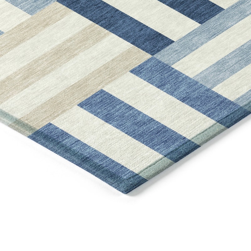 Machine Washable Indoor/ Outdoor Modern Hatch Chantille Rug