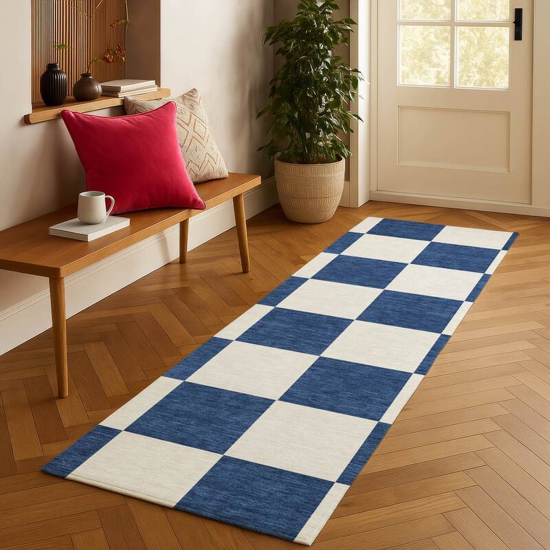 Machine Washable Indoor/ Outdoor Modern Checker Chantille Rug