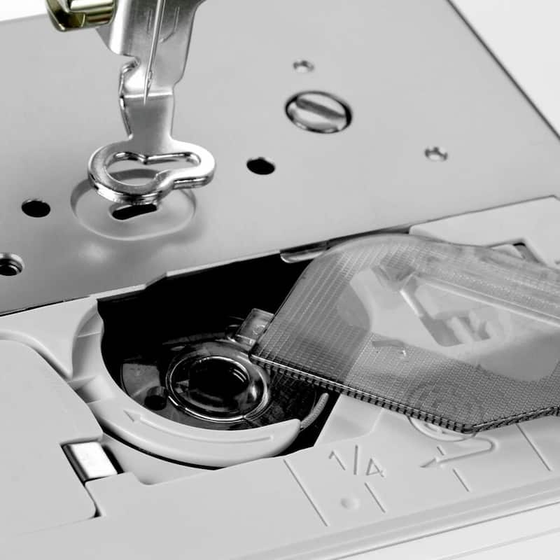 Brother Innov-is NQ1700E ( NQ 1700E / NQ1700 ) 6" x 10" Embroidery Field Embroidery Machine