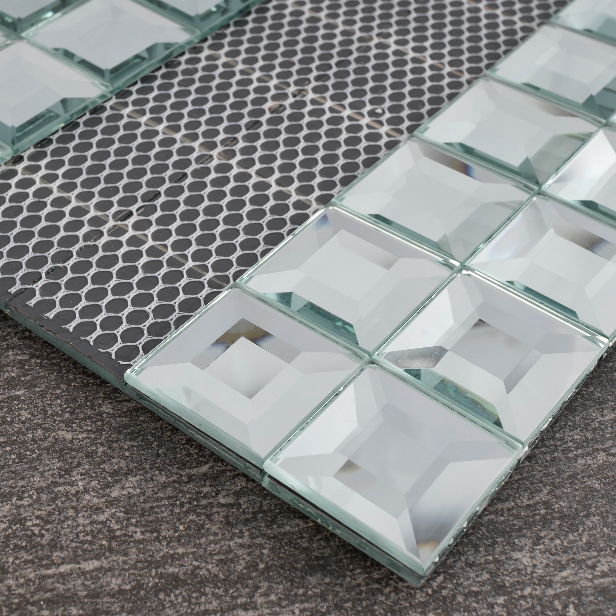 Tilegen Grid Mirror 1 X 1 Glass Mosaic Tile In Silver Wall Tile 14 Sheets 13 72sqft Overstock 27973610