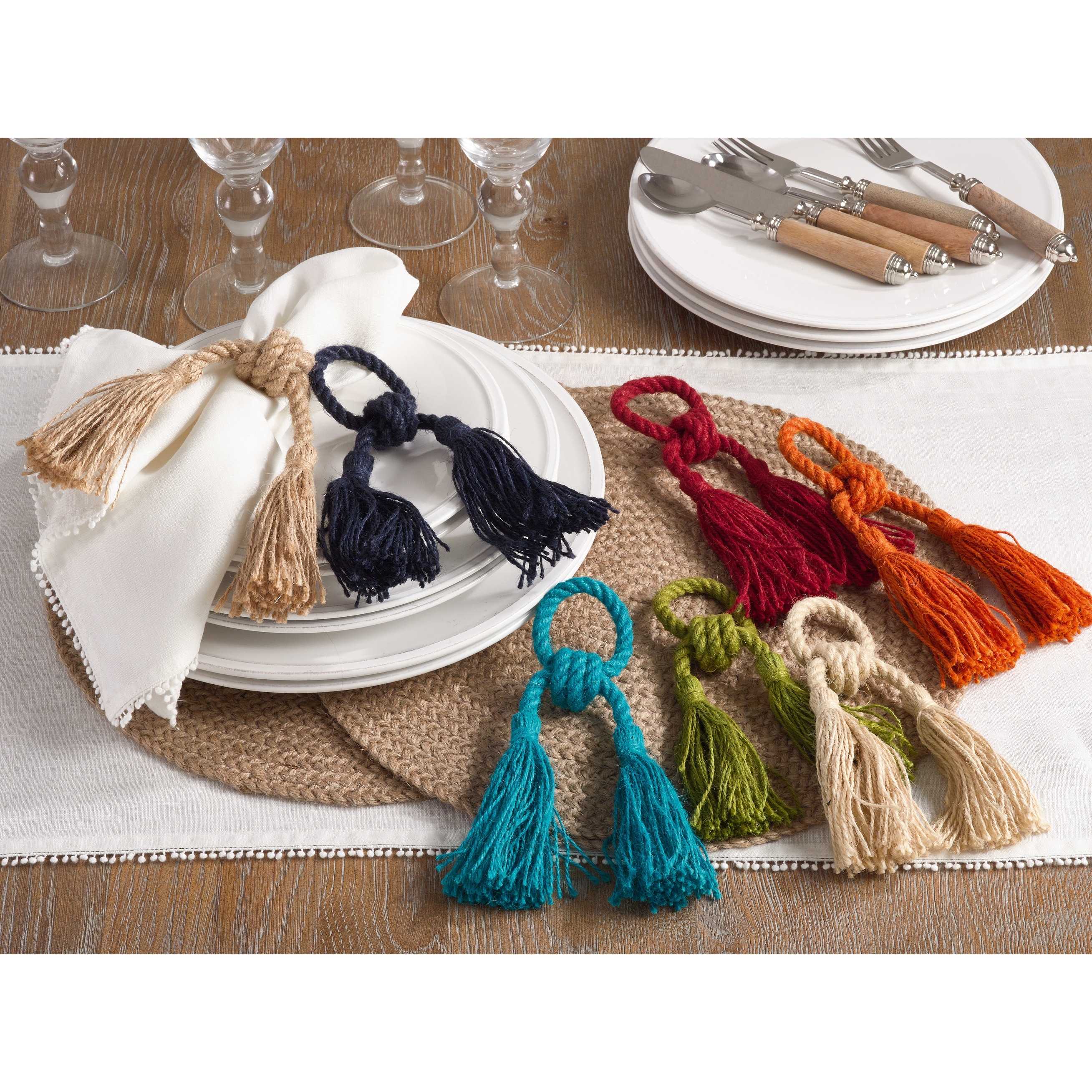 Saro Lifestyle Jute Tassel Napkin Rings (set of 4)