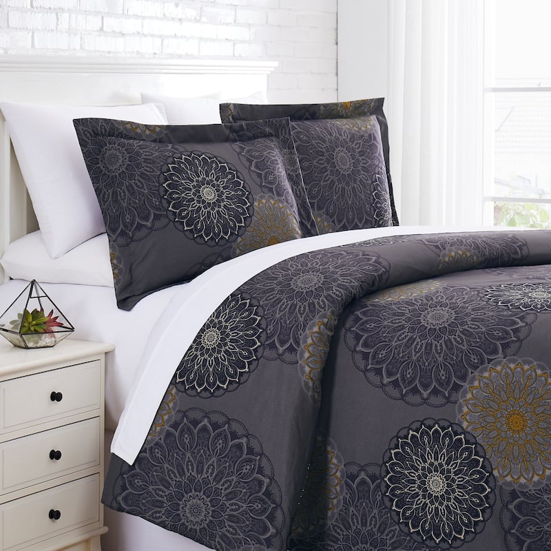 Midnight floral 3-piece Duvet Cover and Sham Set - Black - Full - Queen