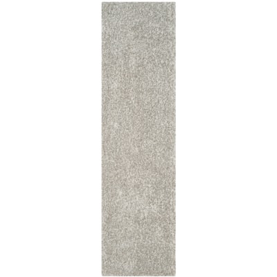 SAFAVIEH Handmade Toronto Shag Yasmine Polyester Rug