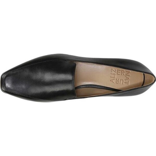 naturalizer clea loafer