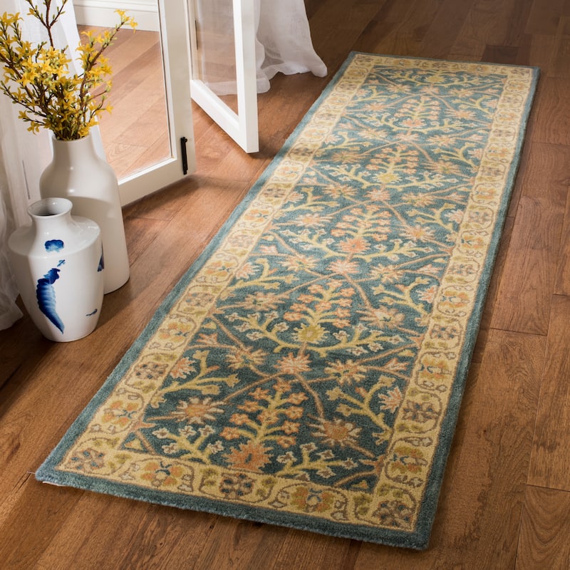 SAFAVIEH Handmade Classic Kuniko Traditional Oriental Wool Rug - 2'3" x 8' Runner - Blue/Light Gold