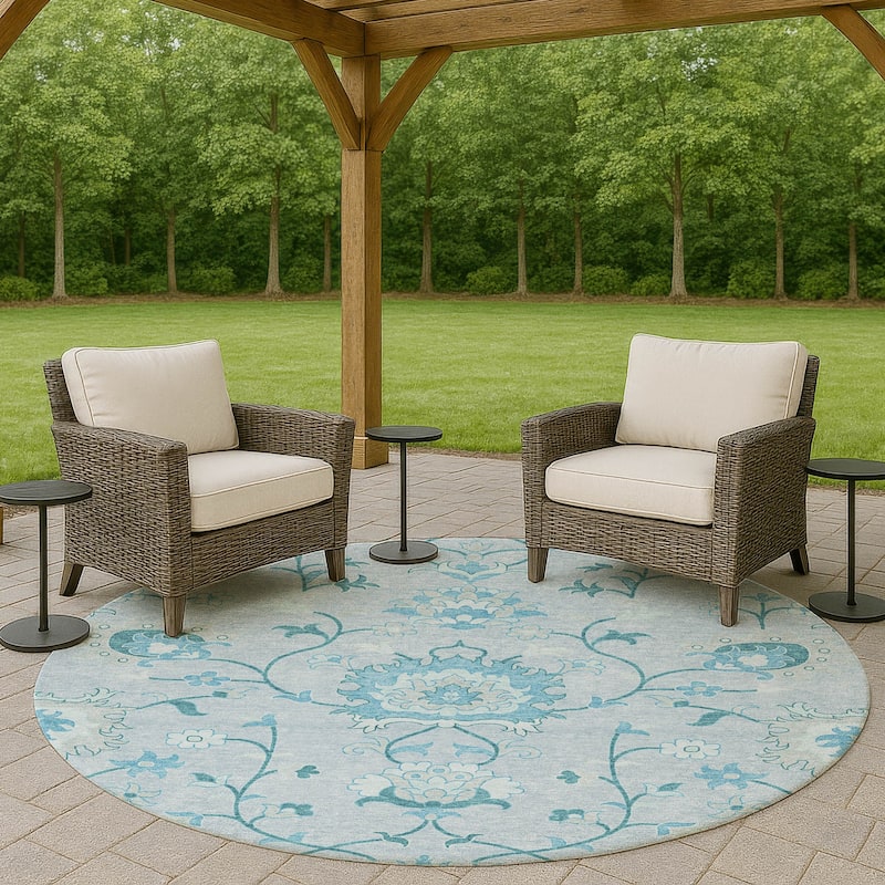 Machine Washable Indoor/ Outdoor Traditional Serena Chantille Rug - Sky - 8' x 8'