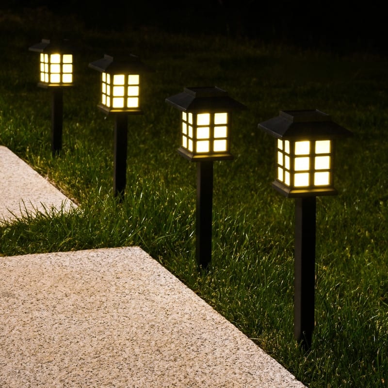 Solar LED Outdoor Garden Pathway Light (Warm White)