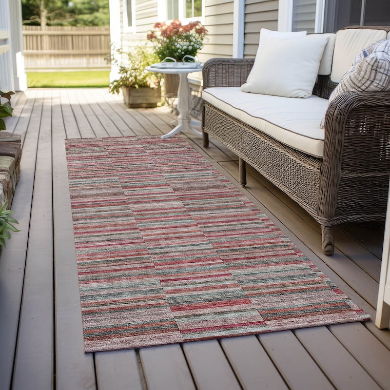 Machine Washable Indoor/ Outdoor Chantille Contemporary Geo Rug - Red - 2'3" x 7'6"