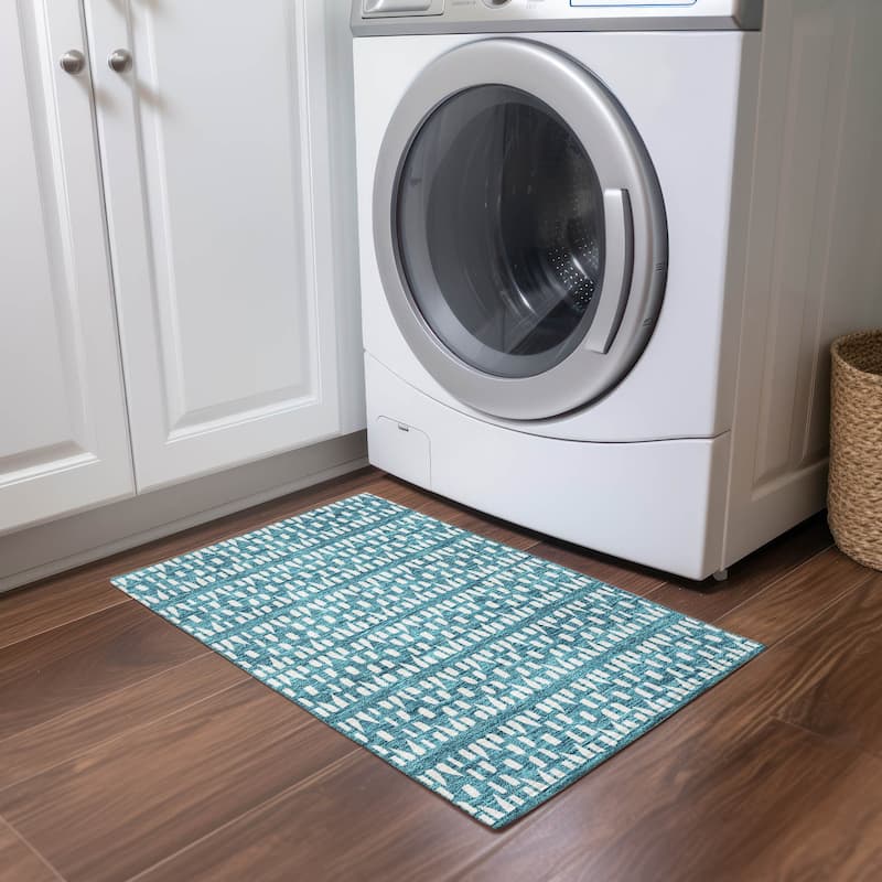 Machine Washable Indoor/ Outdoor Contemporary Imprints Chantille Rug