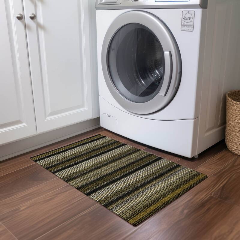 Machine Washable Indoor/ Outdoor Chantille Moroccan Boho Rug - Brown - 1'8" x 2'6"