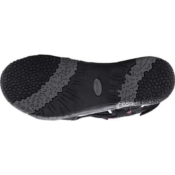 propet water shoes
