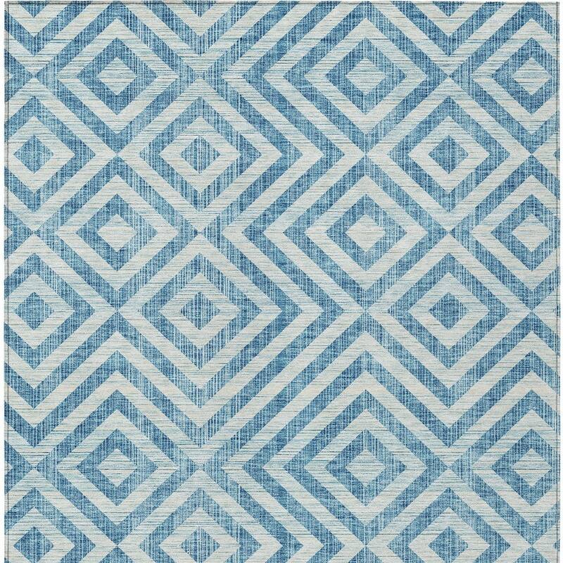 HomeRoots Geometric Transitional Rectangle Outdoor Rug