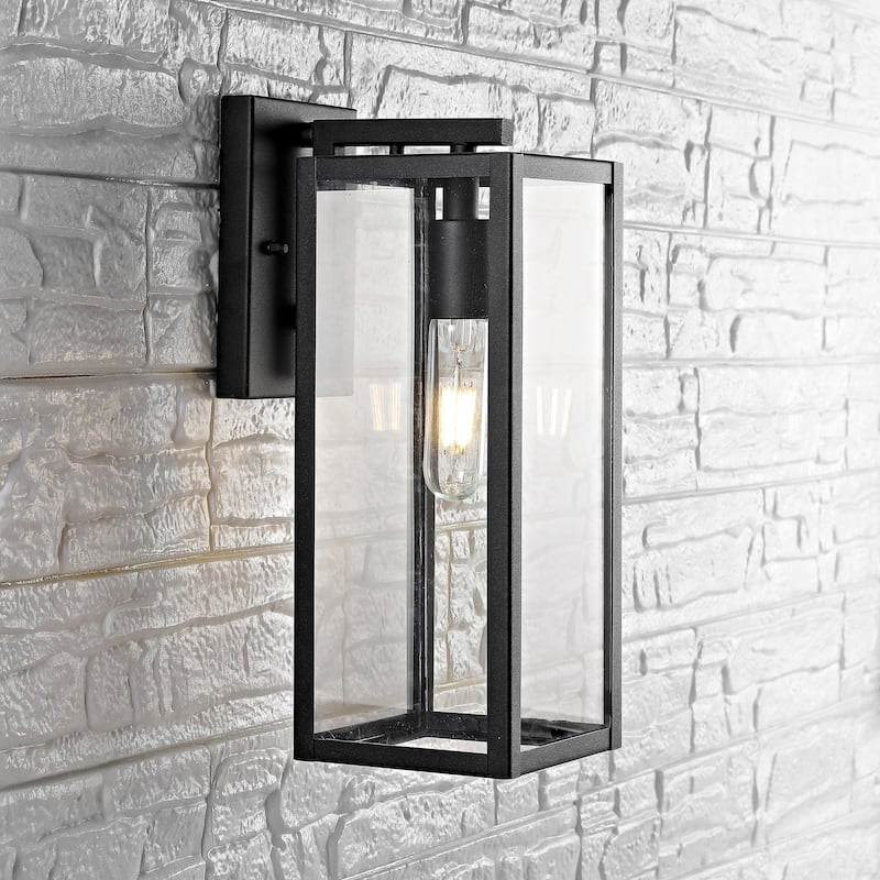 SAFAVIEH Zhelka Outdoor Wall Lantern - 5.1"x7.3"x13.8" - 5Wx7Dx14H