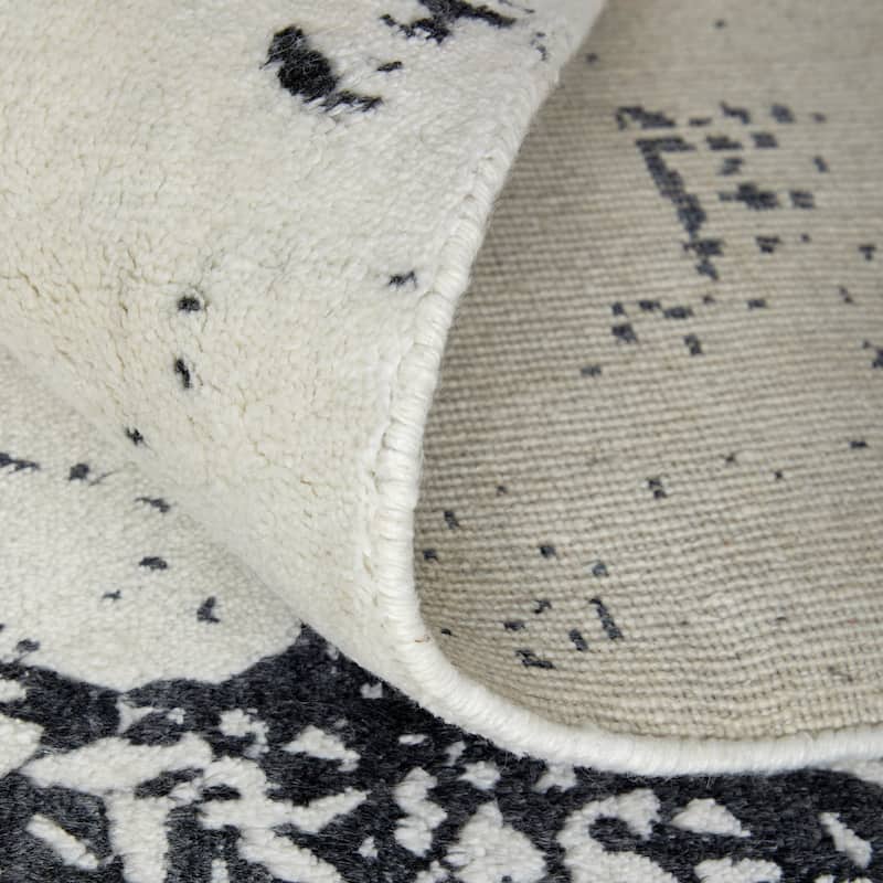 Grand Bazaar Eshwar Hand Woven Abstract Modern Area Rug