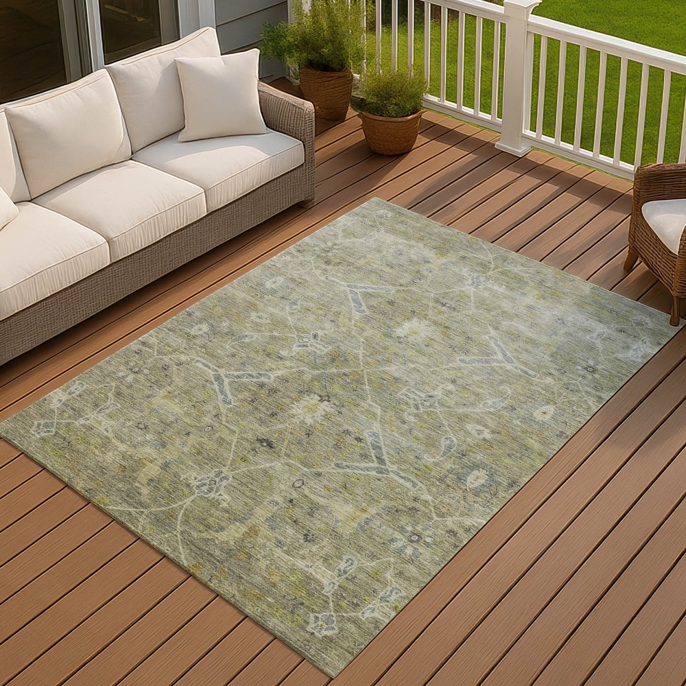 Machine Washable Indoor/ Outdoor Vintage Traditional Chantille Rug