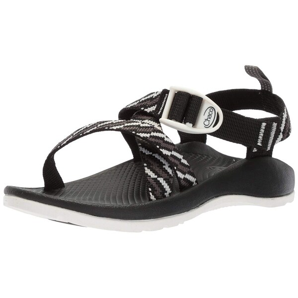 boys chacos