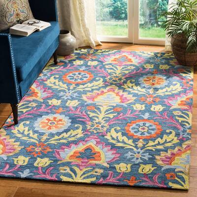 SAFAVIEH Handmade Suzani Luule Boho Tribal Wool Rug