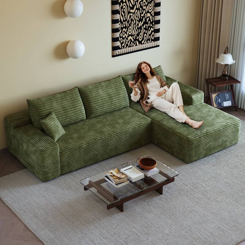 Sofa 107-in Casual Green 3 -seater Right Reclining Sectional - 8' x 10'